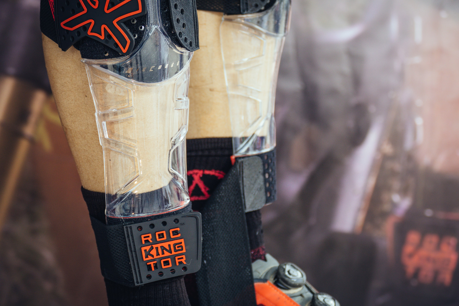 Rockingtor AirCobra Knee / Shin Guards EUROBIKE 2017 Mountain Bike