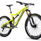C138_yellow_solid_white