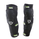 C138_race_face_flank_leg