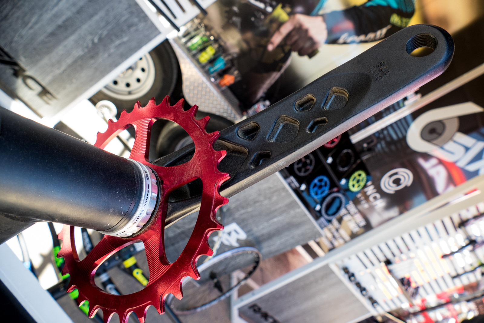 New Race Face Atlas and Aeffect Cranks 2015 Sea Otter Classic Pit