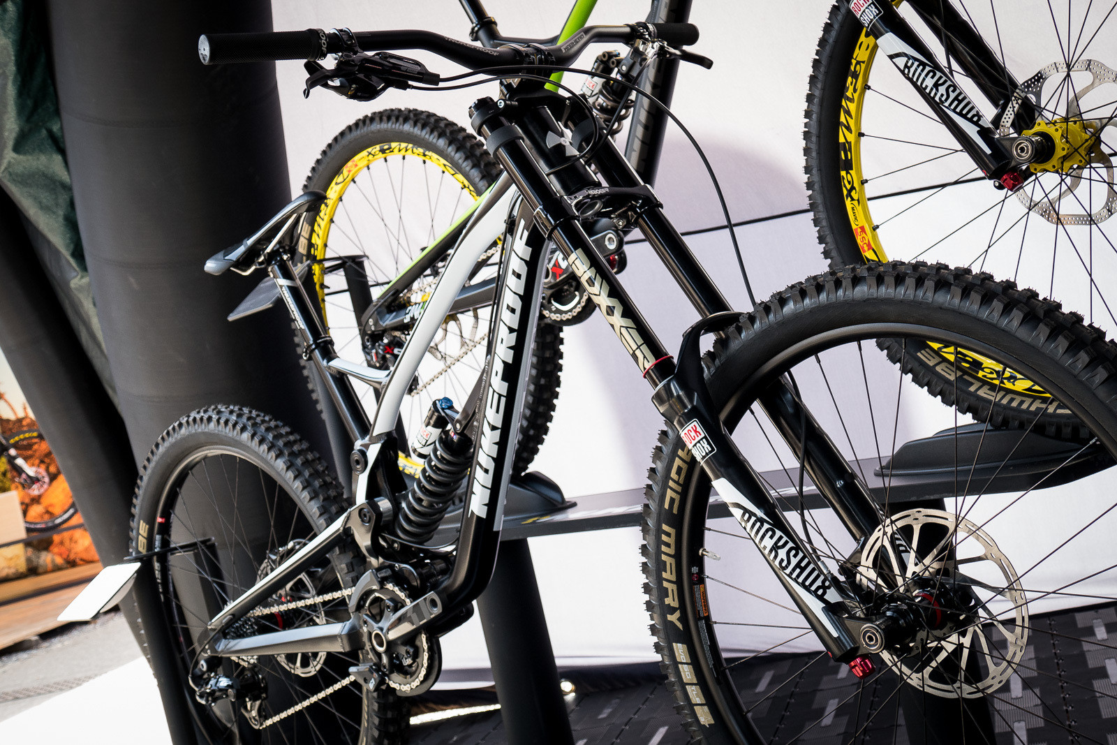 nukeproof pulse rs dh bike 2018