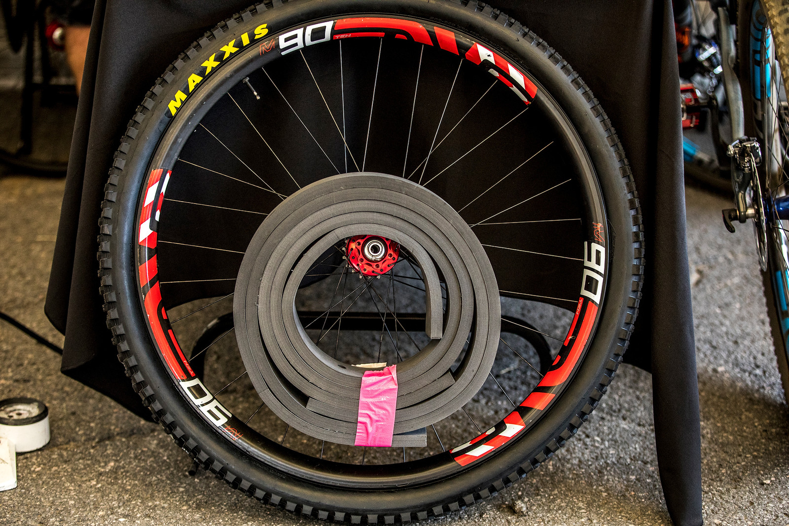 Foam insert + lightweight tube (instead of tubeless)? Ridemonkey Forums