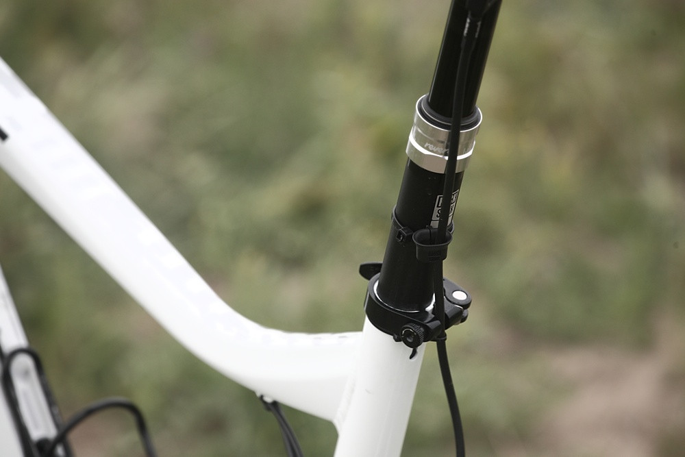 Reverb Cable Routing Andrew Neethling's 2012 Giant Glory and Reign Bikes Mountain Biking