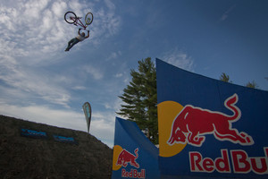 Yannick Granieri Wins the Teva Best Trick at Claymore Challenge