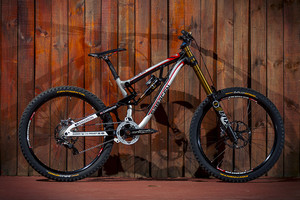 WORLD CHAMPS BIKE: Manon Carpenter's 2014 Saracen Myst