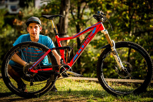 WINNING BIKE: Nico Lau's Cube Stereo 160 Super HPC 27.5