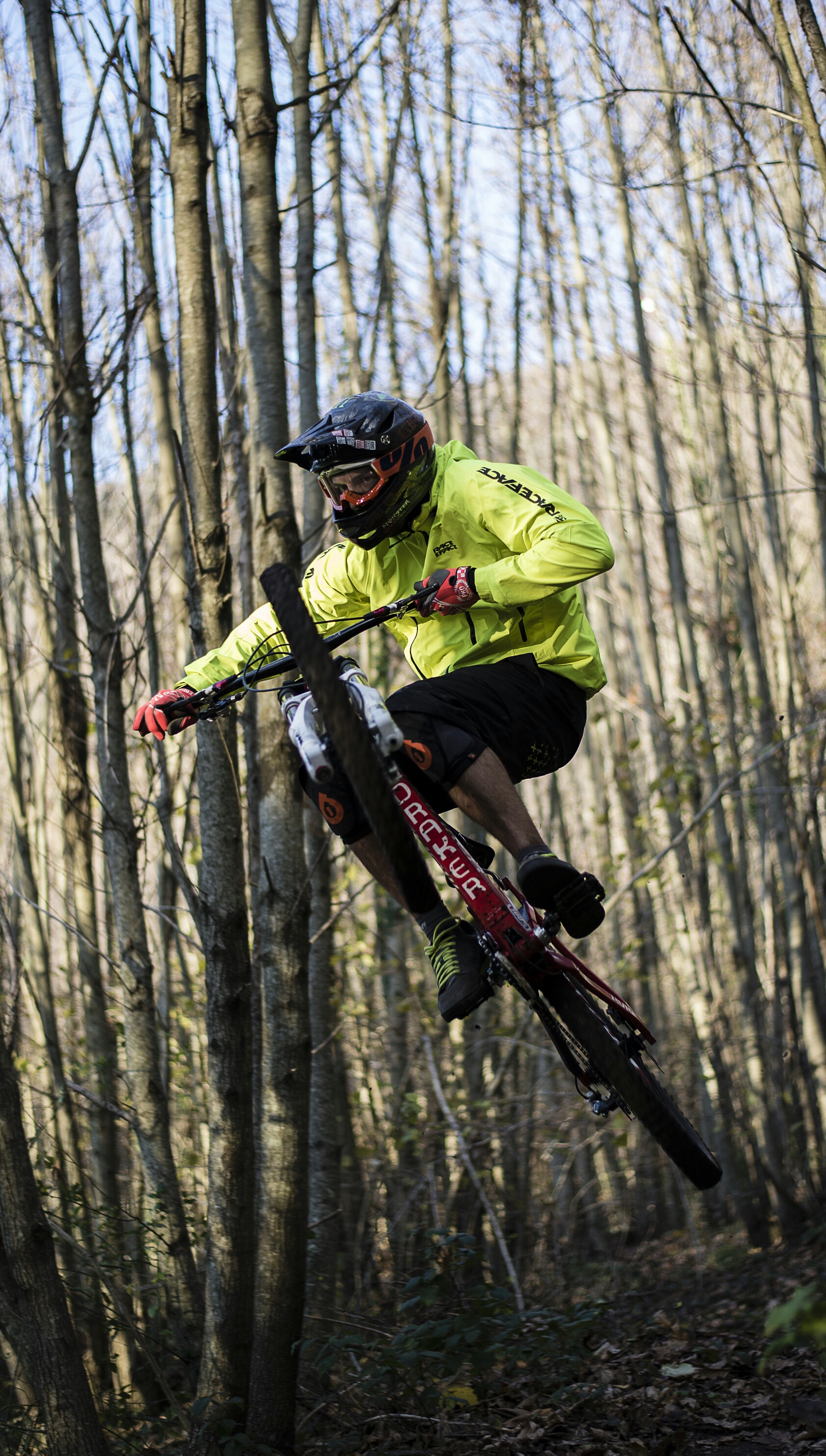 Table top AleR2D2 Mountain Biking Pictures Vital MTB