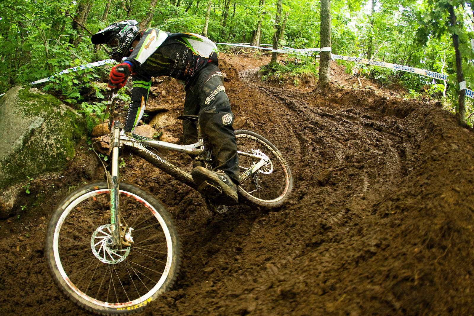 MixedWheel Sam Hill Iron Horse Sunday Replica from iXS Cup Maribor Sam Hill Iron Horse Sunday