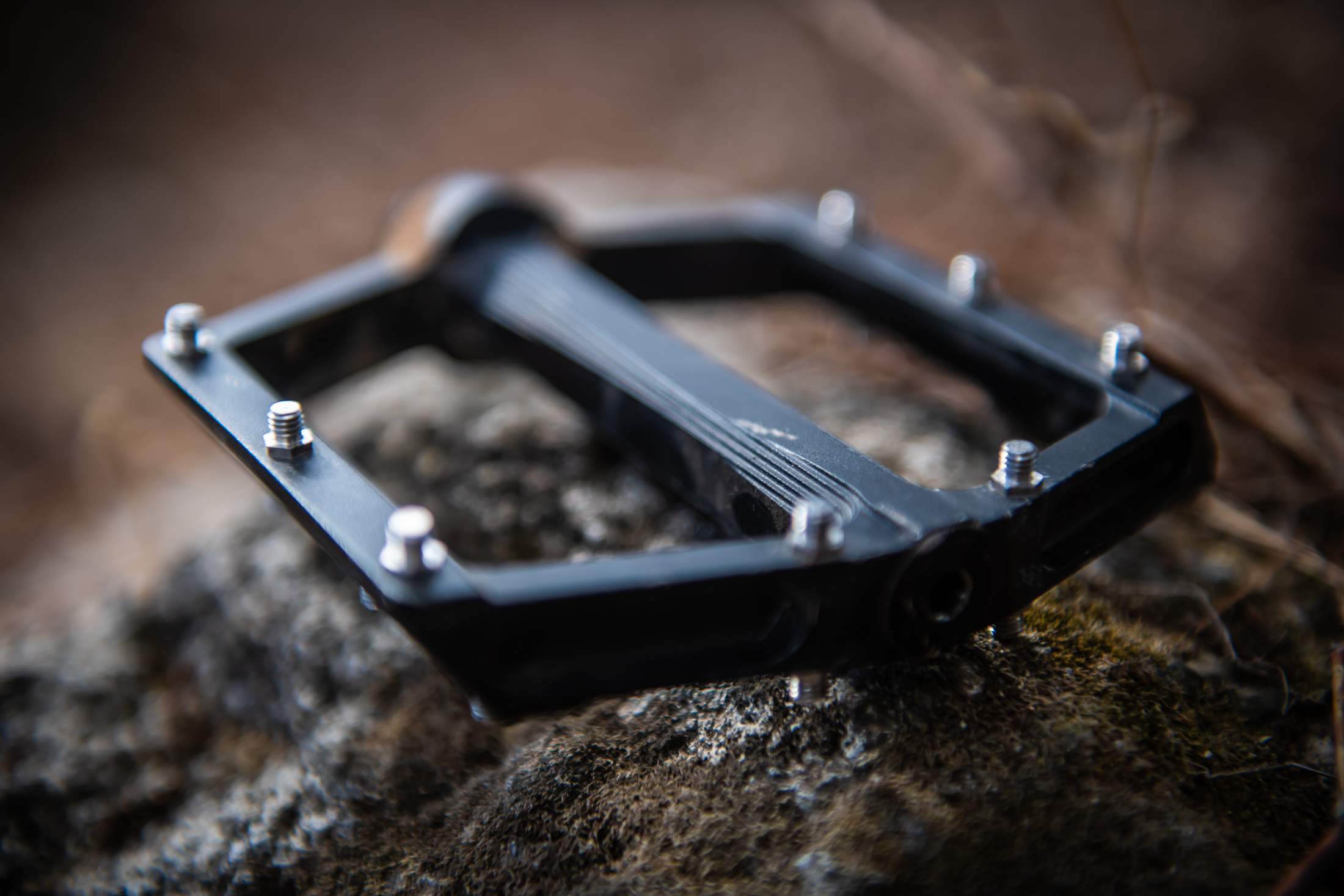 Vital MTB Face Off The Best Flat Pedals Mountain Bike Feature Vital MTB