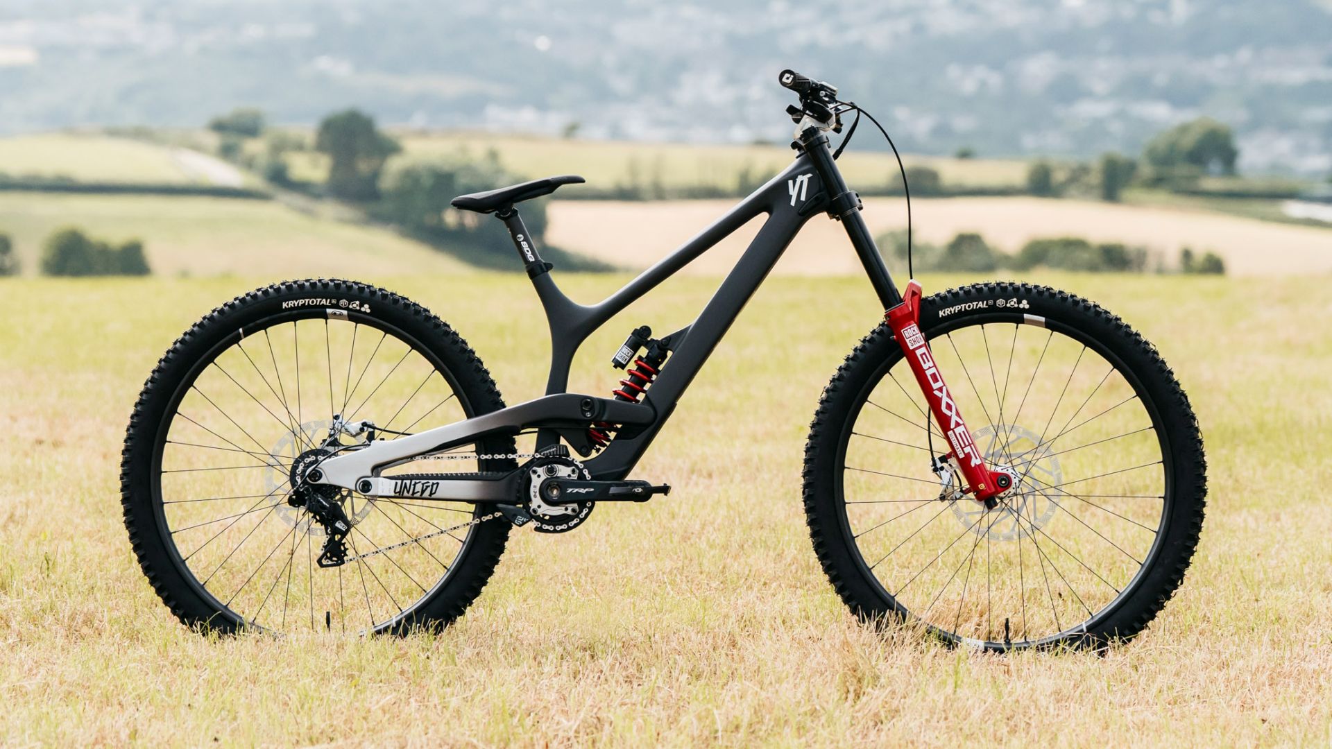 YT Relaunches an Icon: The New TUES Limited 2025 - Mountain Bike