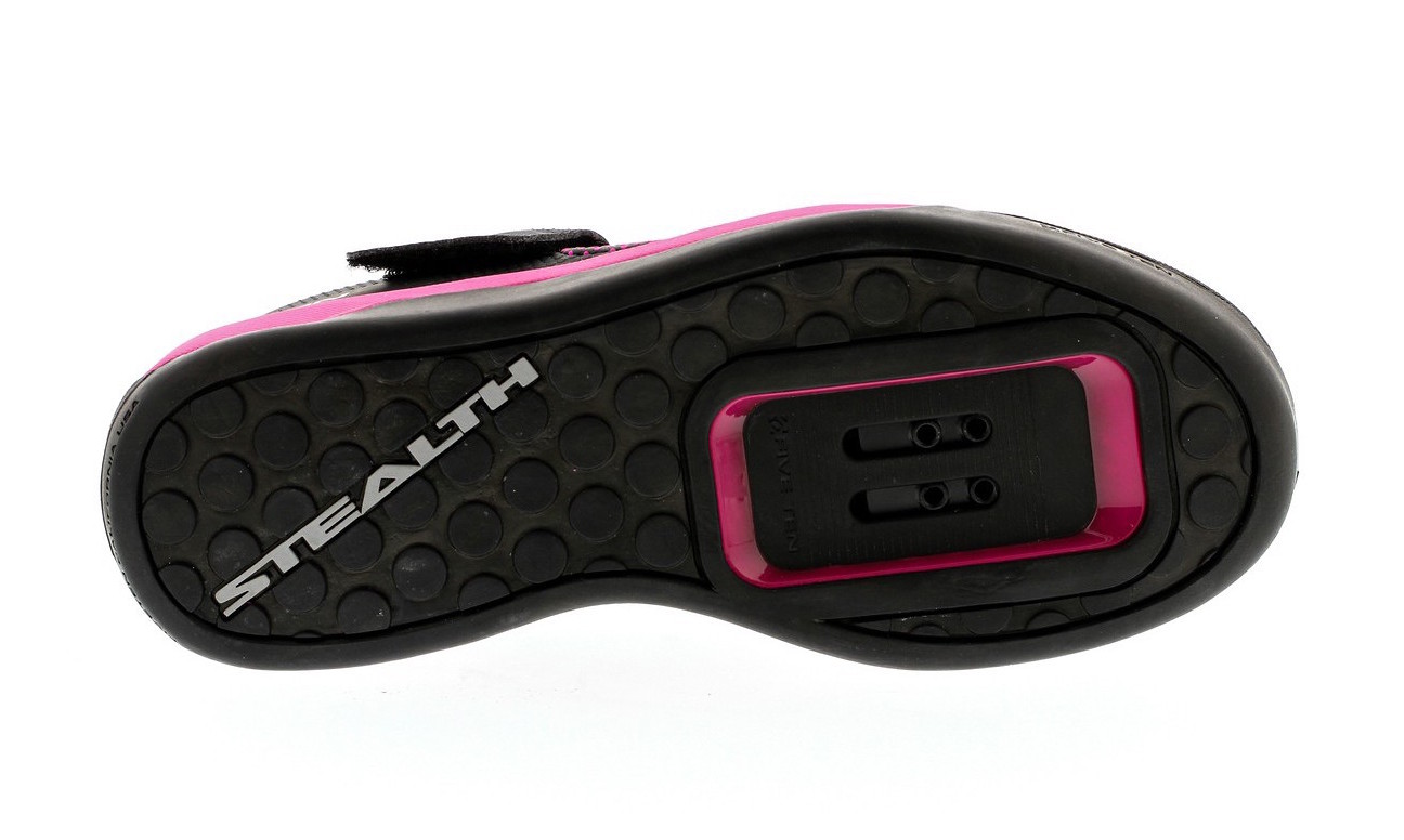s1600 Five Ten Hellcat Pro Womens Clipless MTB Shoe.jpg?VersionId=OyIT.r4zwAMqB