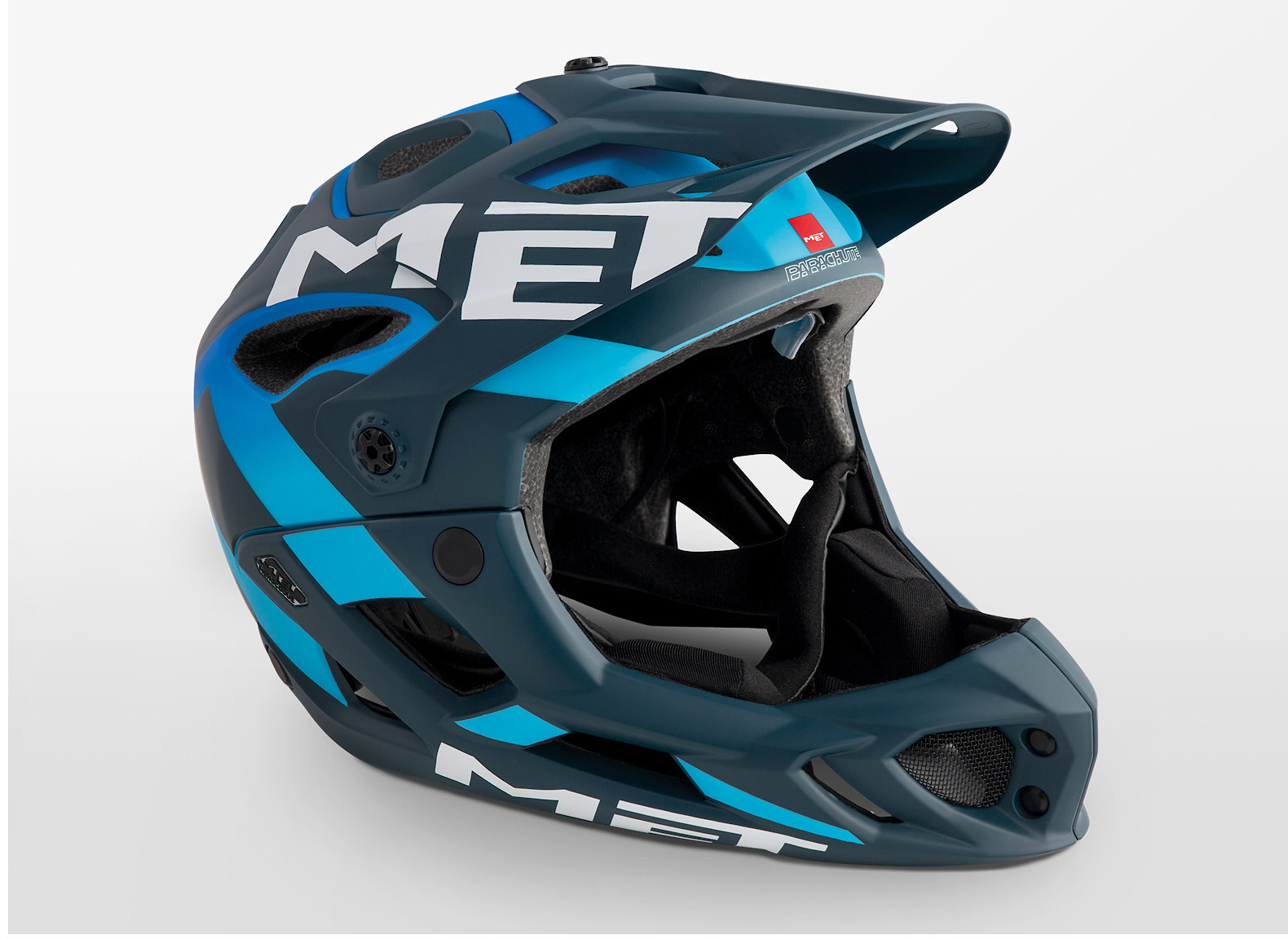 MET Parachute Full Face Helmet - Reviews, Comparisons, Specs