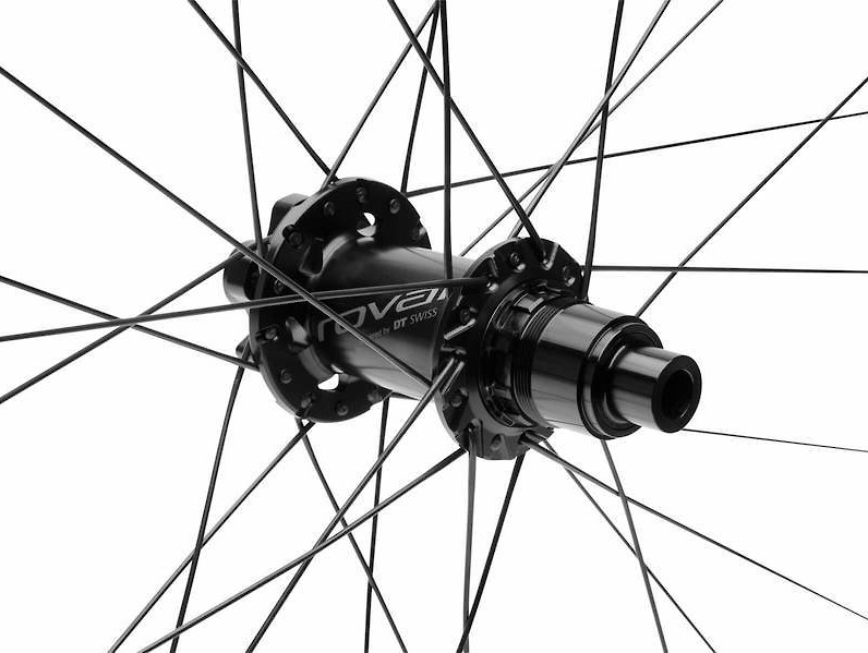 Roval Traverse SL II Wheelset Reviews, Comparisons, Specs Wheelsets