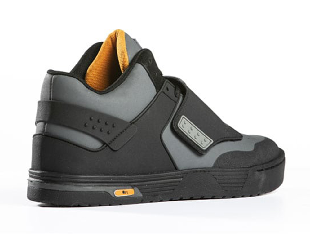 リバラルワン Unparallel West Ridge Flat Pedal Shoe - Reviews, Comparisons