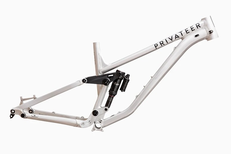 Privateer 161 Enduro Frame Reviews Comparisons Specs