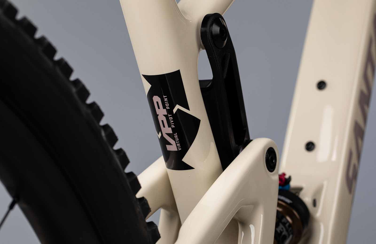 パーツ Santa cruz Tallboy CC V4 Size S tallboy-5-s.jpg