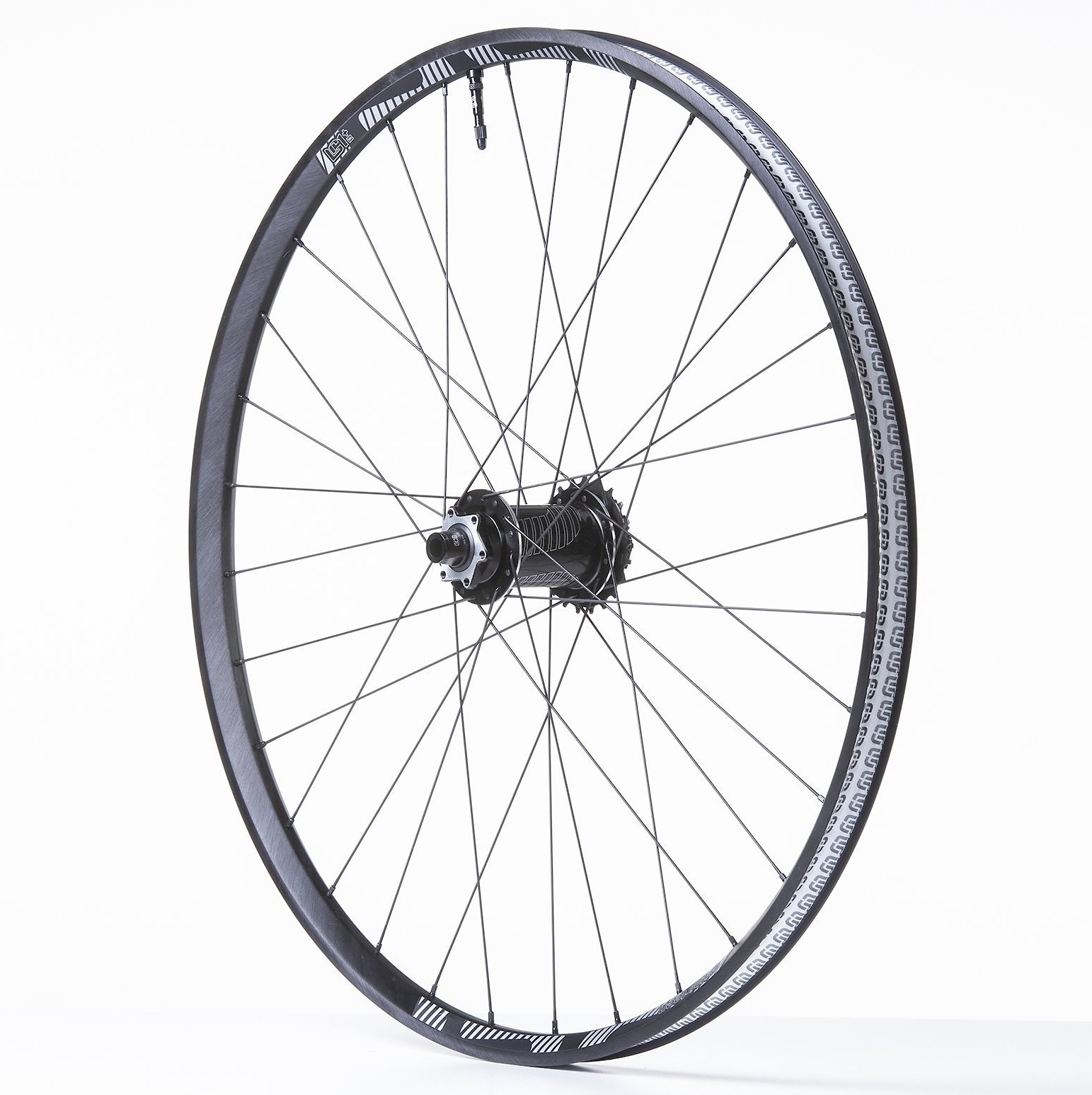 e thirteen LG1R カーボンホイール 27.5 7速スプロケット アウトレット】スゴイのきちゃった・・・『SRAMの7速DHコンポ