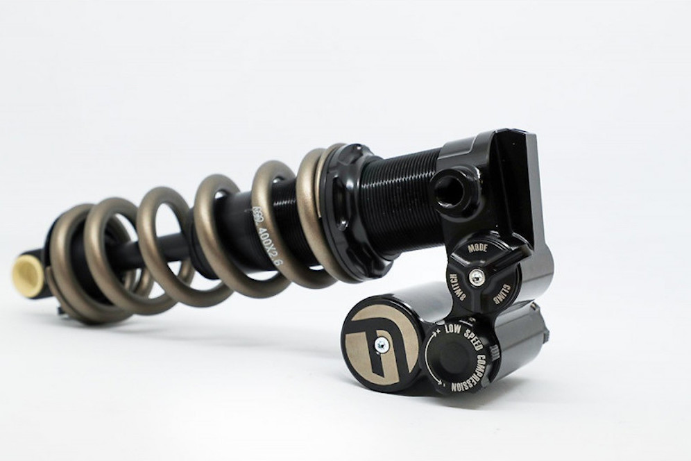 Fast Suspension Fenix Rear Shock Reviews, Comparisons, Specs Rear