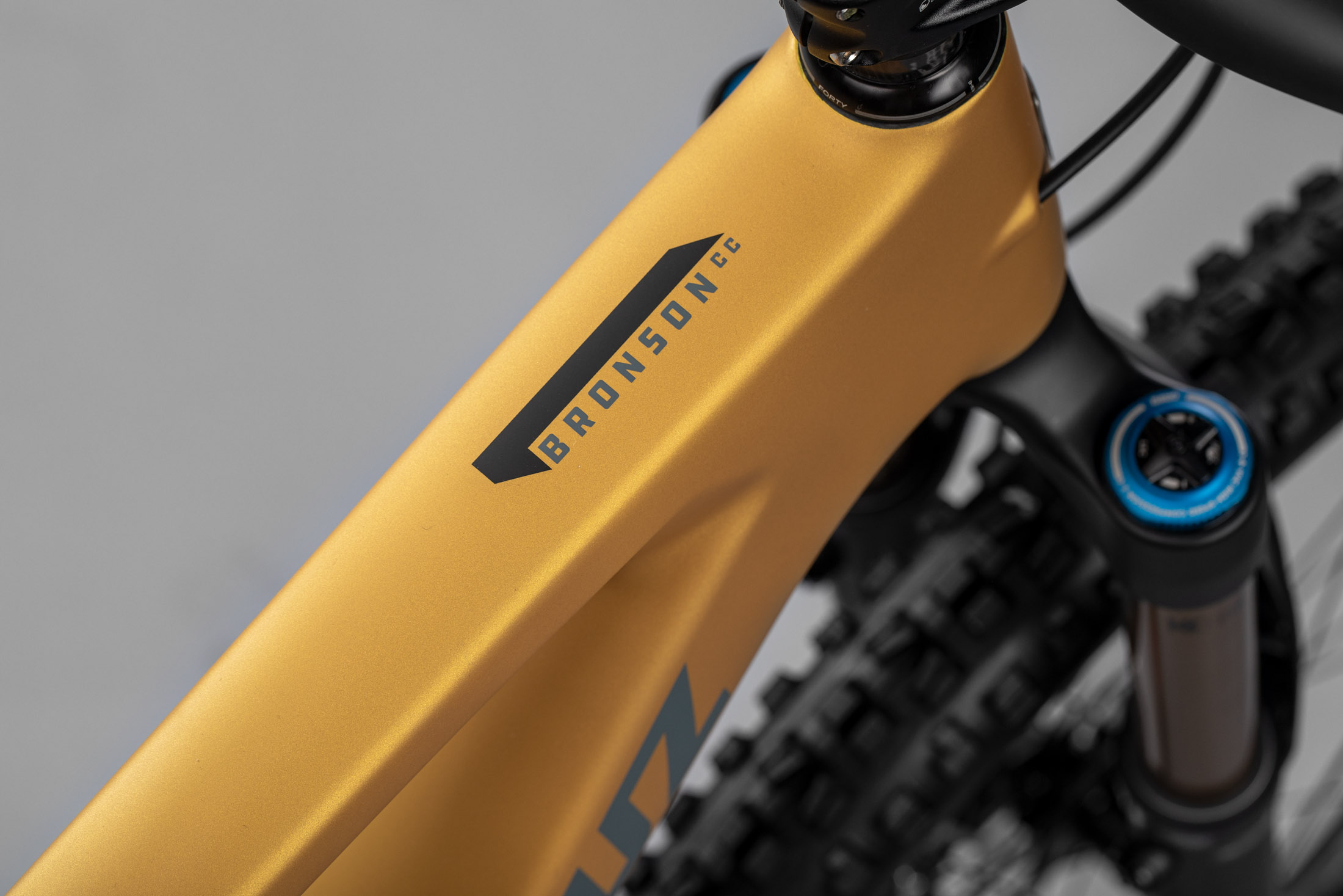 Santa Cruz Bronson 4 C GX AXS 27.5 – Mike's Bikes