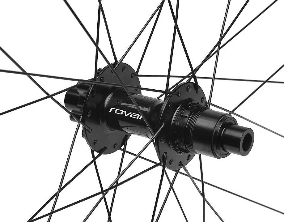 Roval Traverse Carbon Wheelset Reviews, Comparisons, Specs