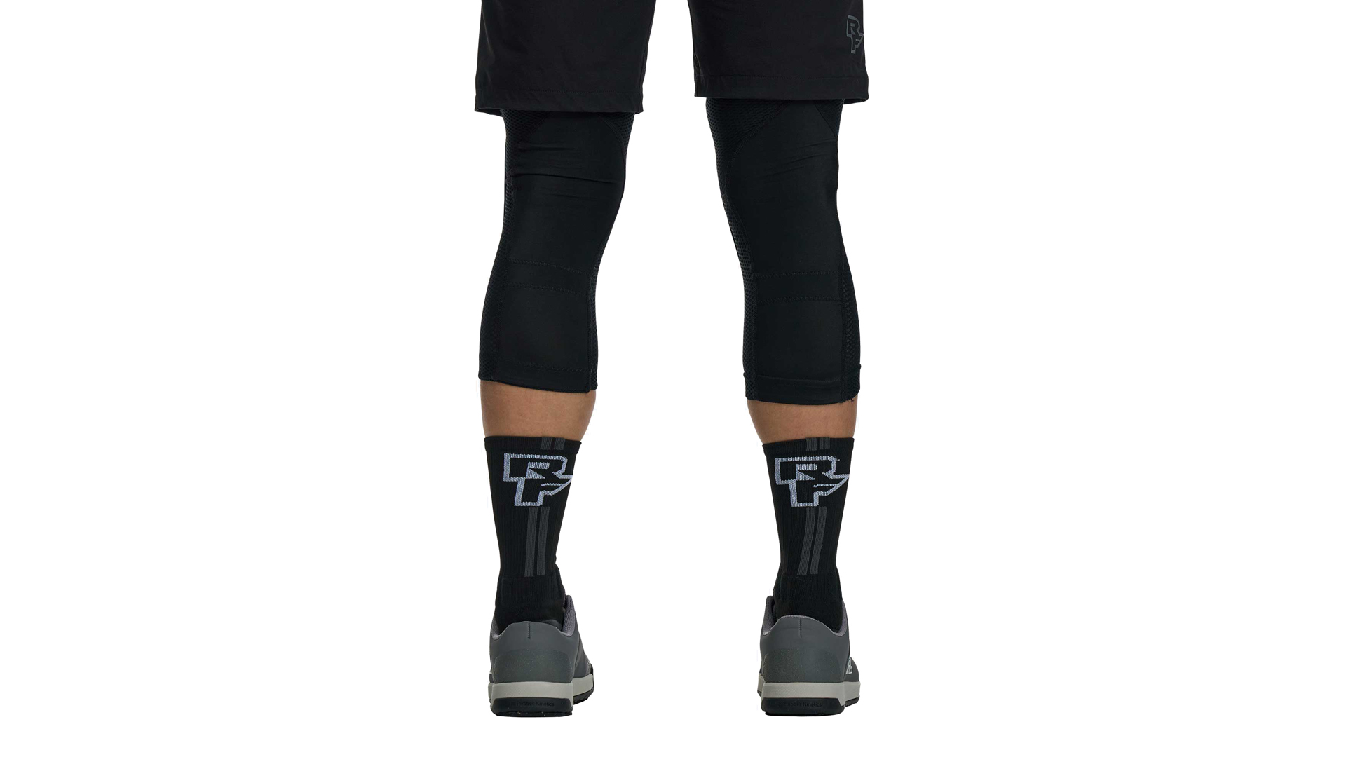 Race Face Covert Knee Pad Reviews, Comparisons, Specs Knee/Shin