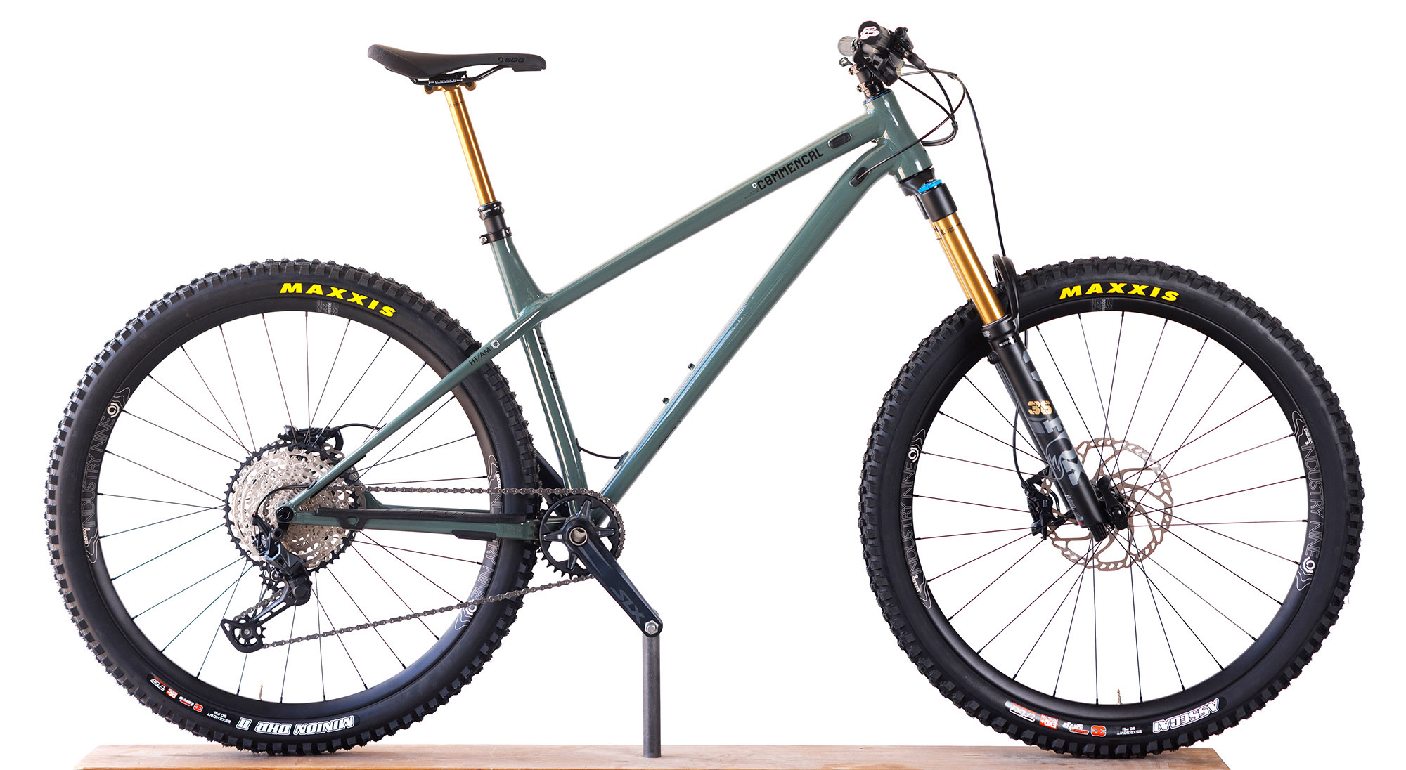 2022 Commencal Meta HT AM ALC Bike - Reviews, Comparisons