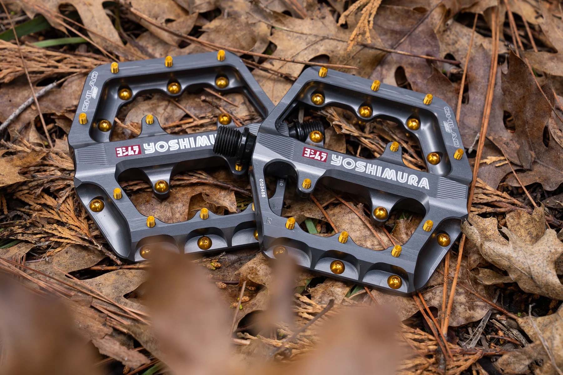 Yoshimura Chilao SS Flat Pedal Reviews, Comparisons, Specs Flat
