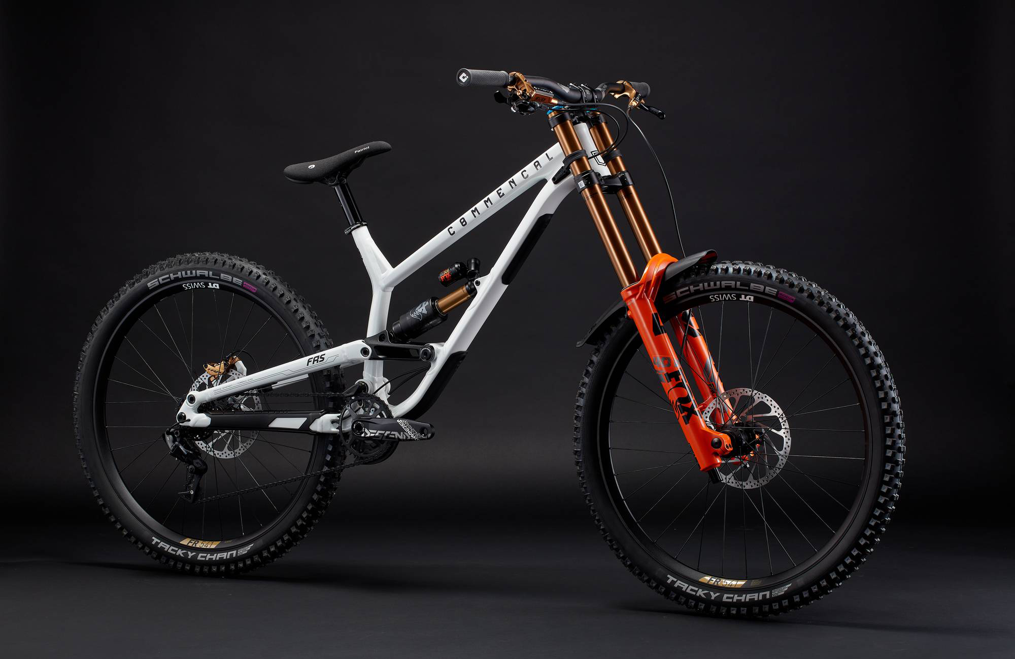 MTB コメンサル　フリオス 2024 Commencal FRS Signature Bike - Reviews, Comparisons