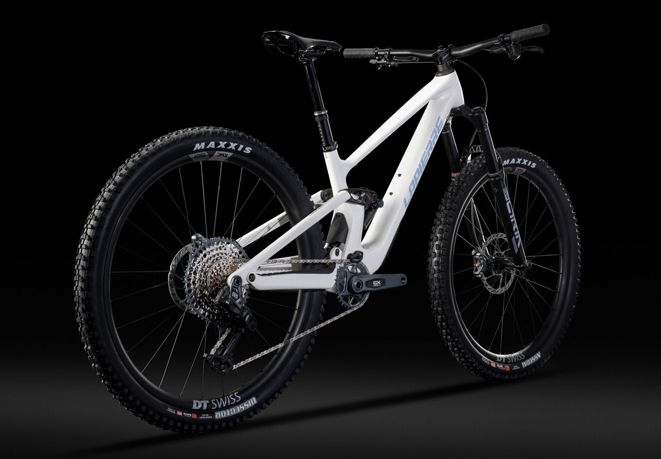 2025 Lapierre Zesty CF 9.9 Bike - Reviews, Comparisons, Specs