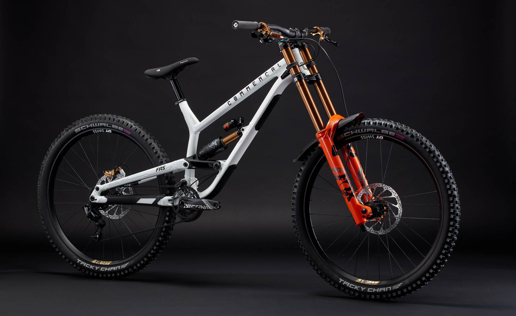 MTB コメンサル　フリオス 2025 Commencal FRS Signature Bike - Reviews, Comparisons