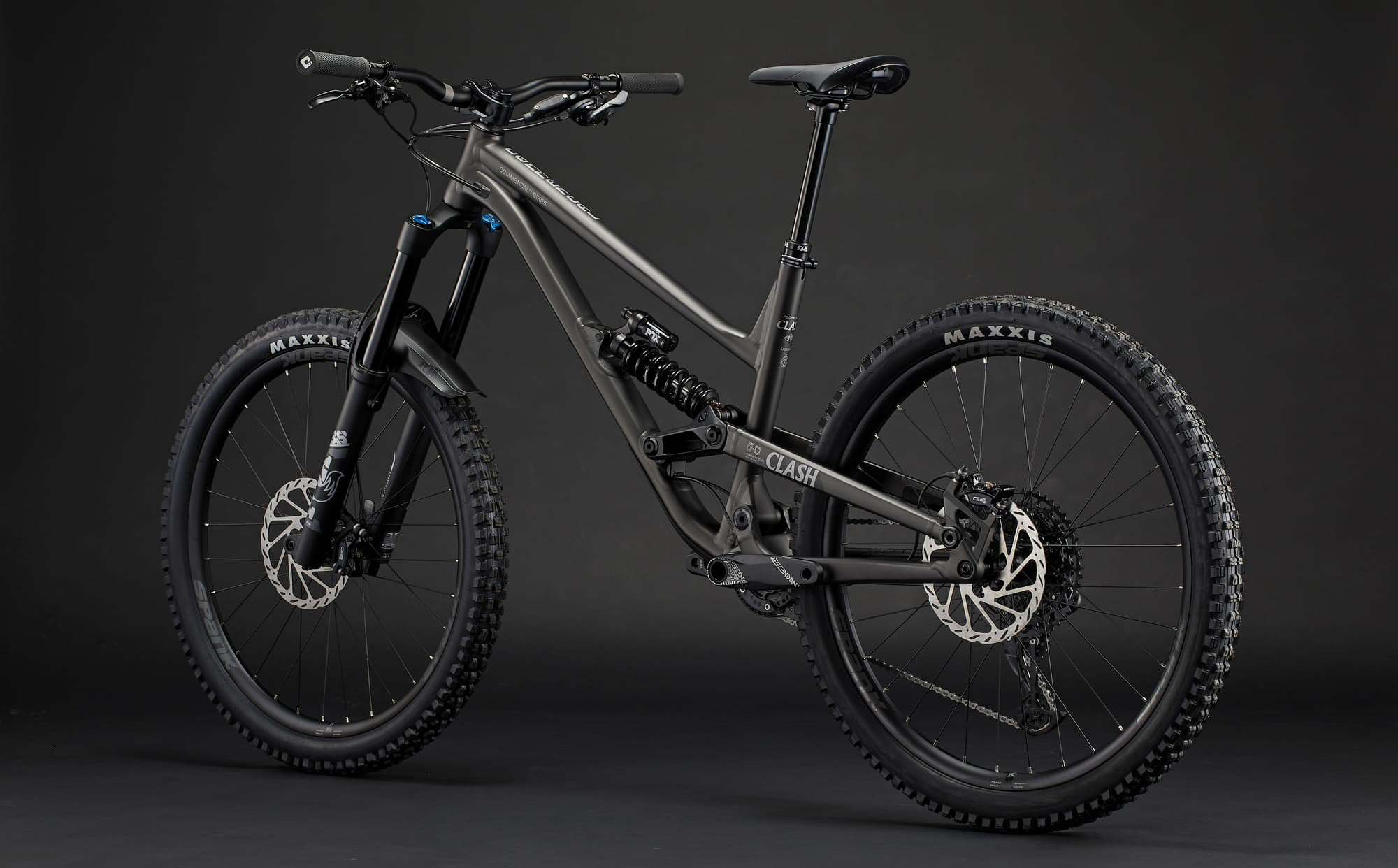 【新品同様】COMMENCAL CLASH RIDE 2025 パイライトグレー COMMENCAL | COMMENCAL CLASH RIDE PYRITE GREY