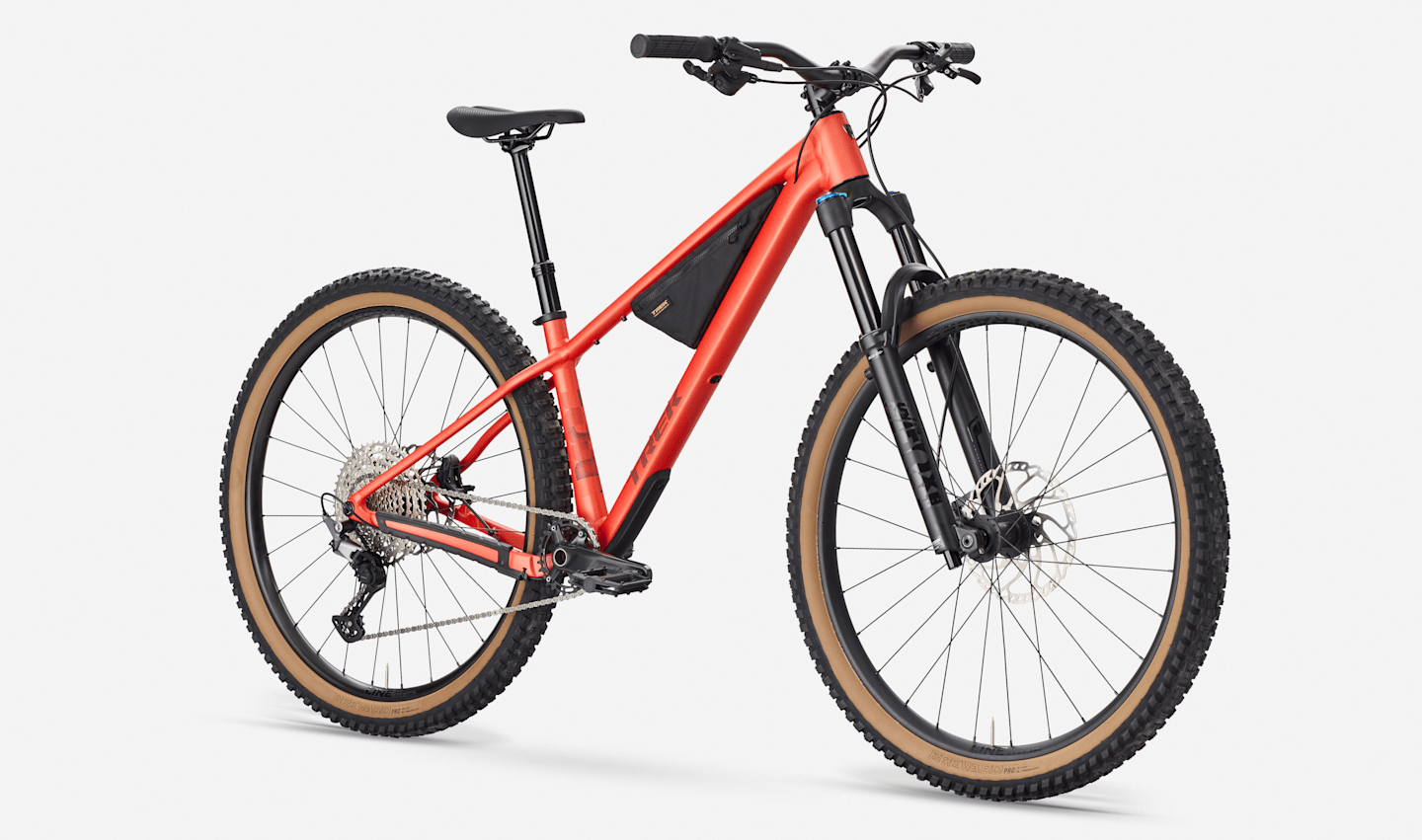 2026 Trek Roscoe 8 Gen 4 Bike - Reviews, Comparisons, Specs