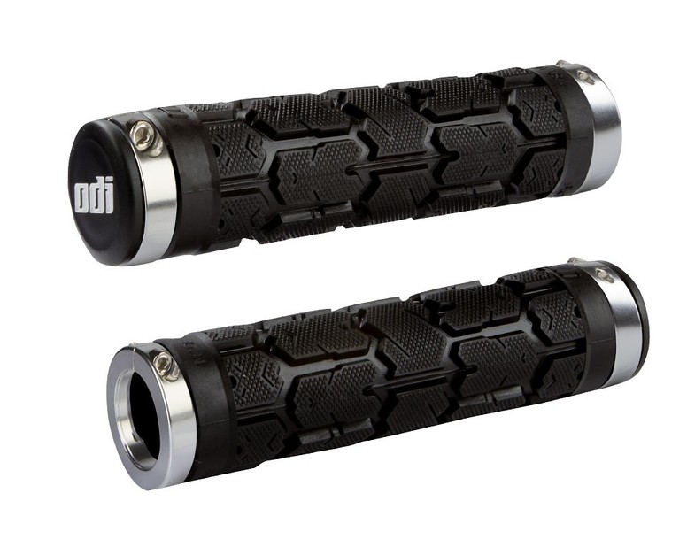 New pair 130 mm rock werks handlebar grips black gray with lock ring system