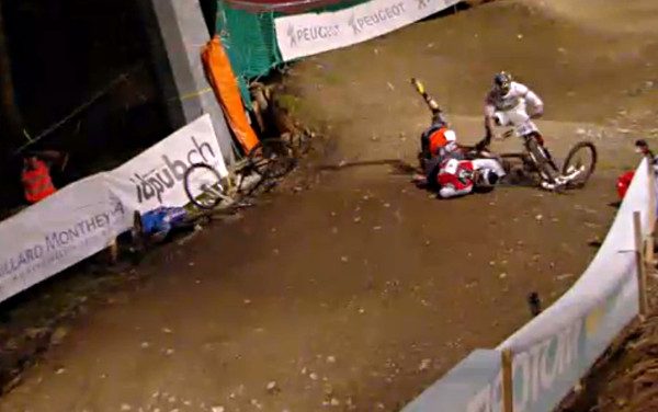 Graves dabbing his way through the first turn pile up in the final round. Graves dabbing his way through the first turn pile up in the final round.