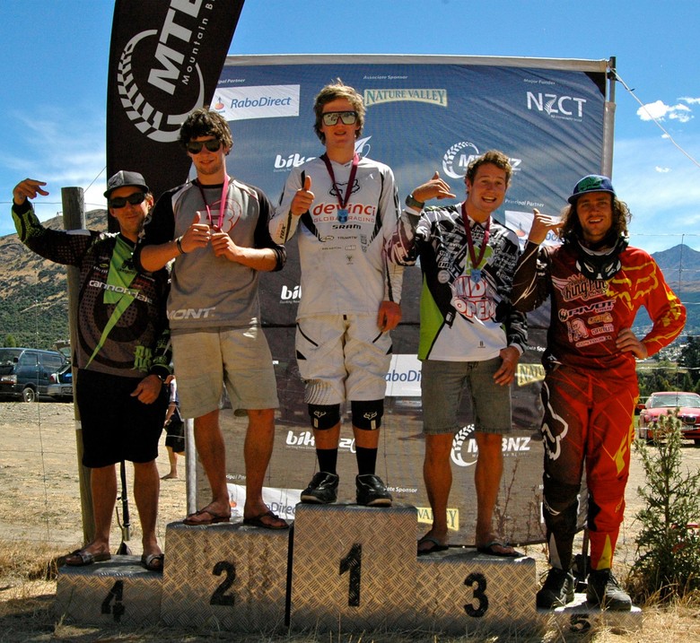 Elite Men's Podium - Photo: Queenstown Mountain Bike Club Elite Men's Podium - Photo: Queenstown Mountain Bike Club