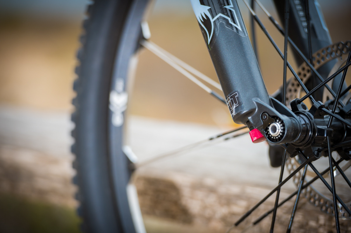 First Look 2015 FOX Suspension Lineup and First Impressions Mountain