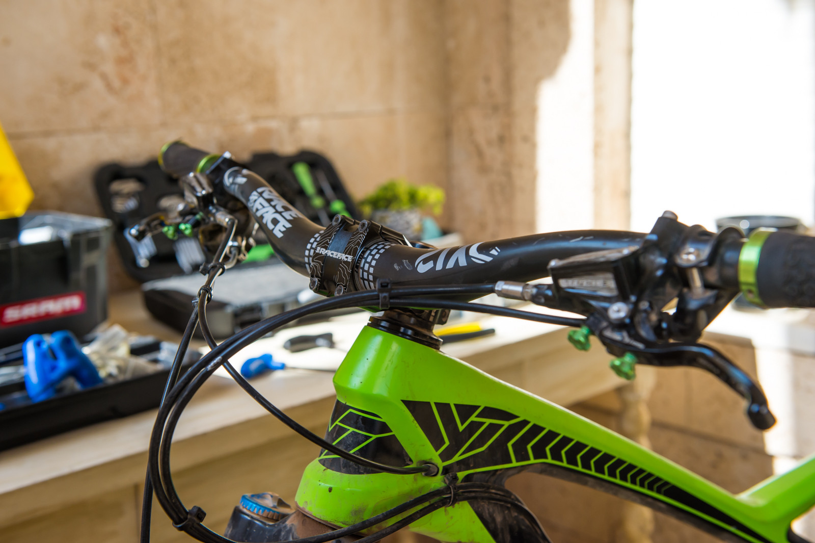 Vital MTB HowTo Cockpit SetUp Mountain Bike Feature Vital MTB