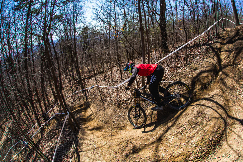 The top traverses quickly and gets steep and windy. There are inside and outside lines in every corner to suit all riding styles; Kiran MacKinnon opting for The Inside Line, not including podcast.