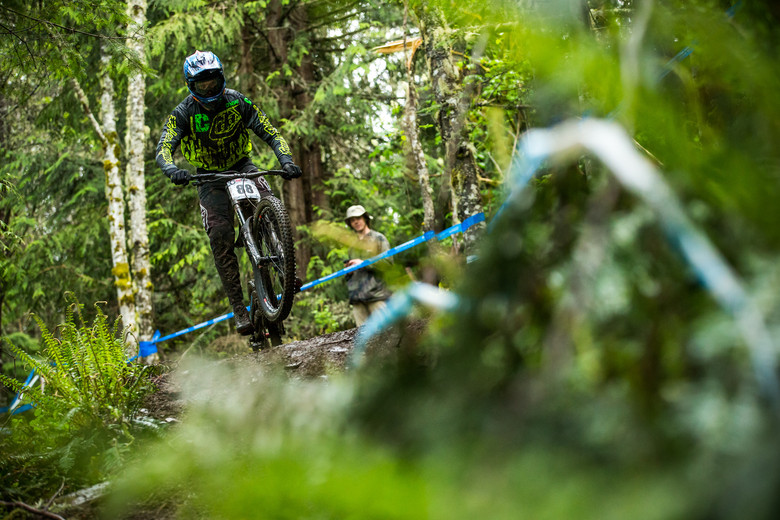 Riding under the radar and keeping to himself, Kirk McDowall reminded everyone he was on track by seeding 2nd in Elite Men.