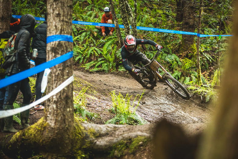 Nate Furbee has the best cornering form of anyone I've seen in a long time.  Jared Graves would approve.  15th in Elite Men.