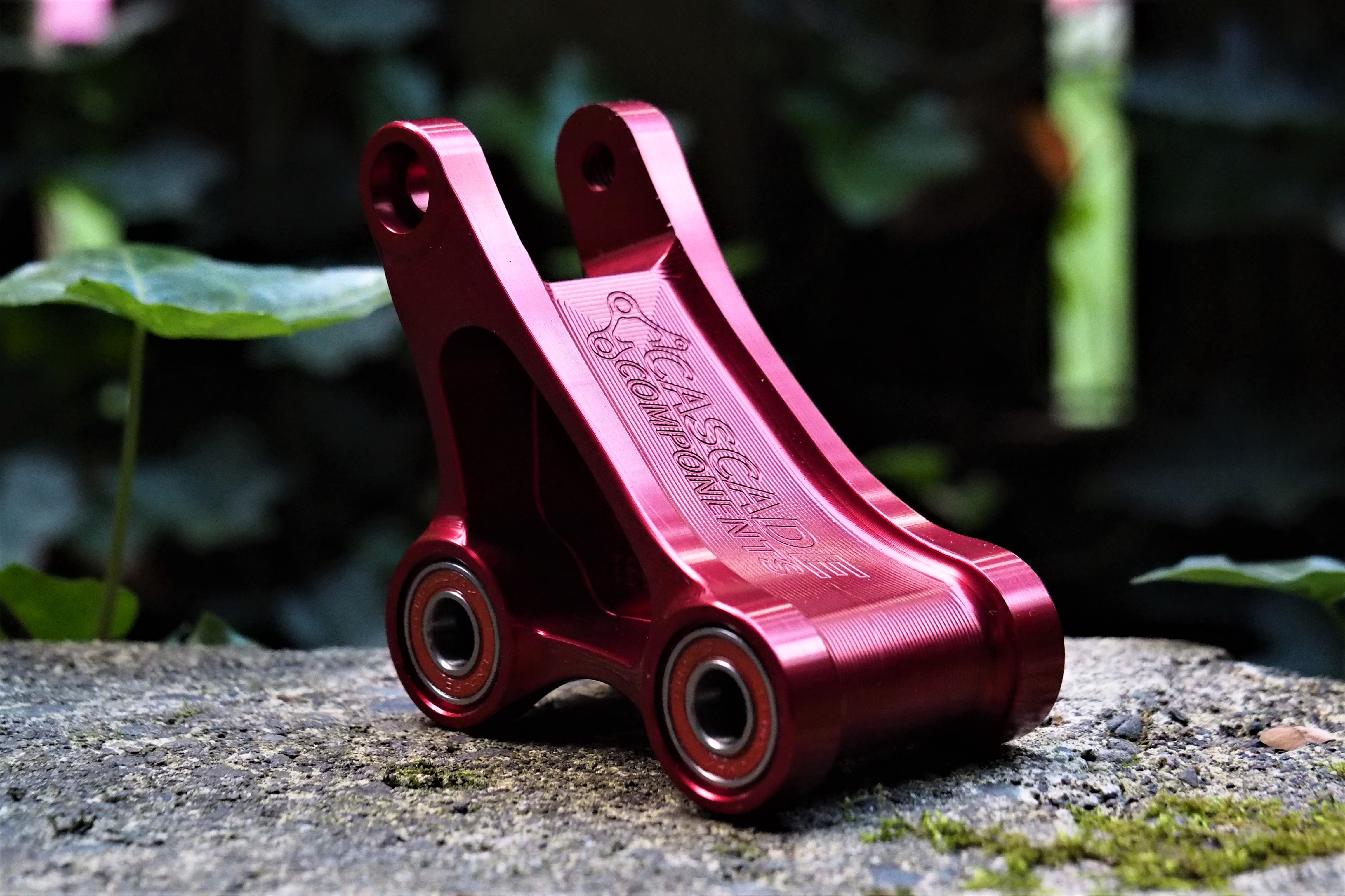 More Progression and More Travel, Cascade Components' New V4 Santa