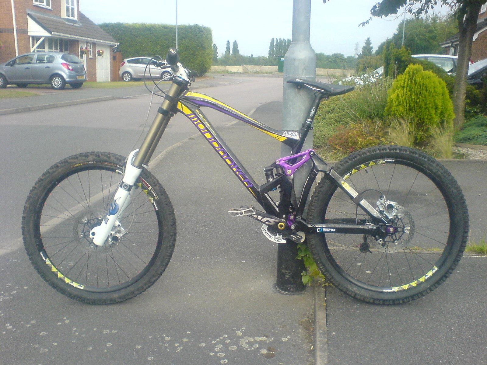 mondraker foxy r 2011