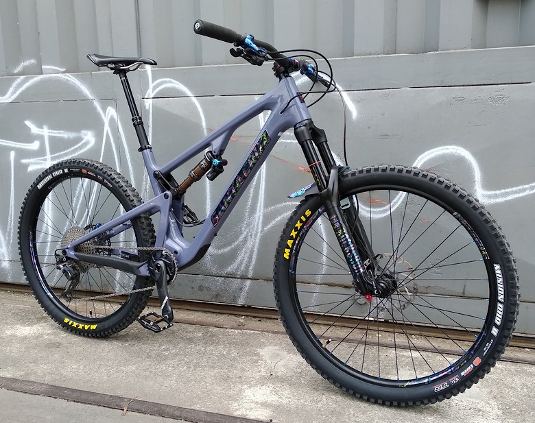 Santa Cruz 5010 Purple Haze Edition Ljsilver S Bike Check Vital Mtb