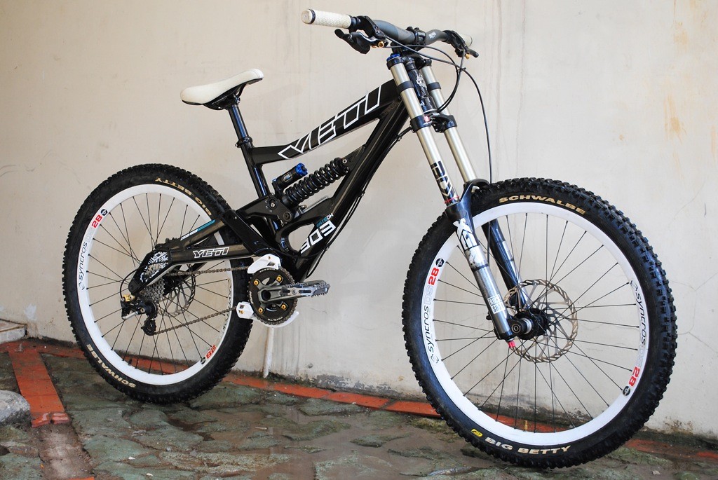 YETI 303DH MTB ダウンヒル Yeti 303R-DH - Review - Pinkbike