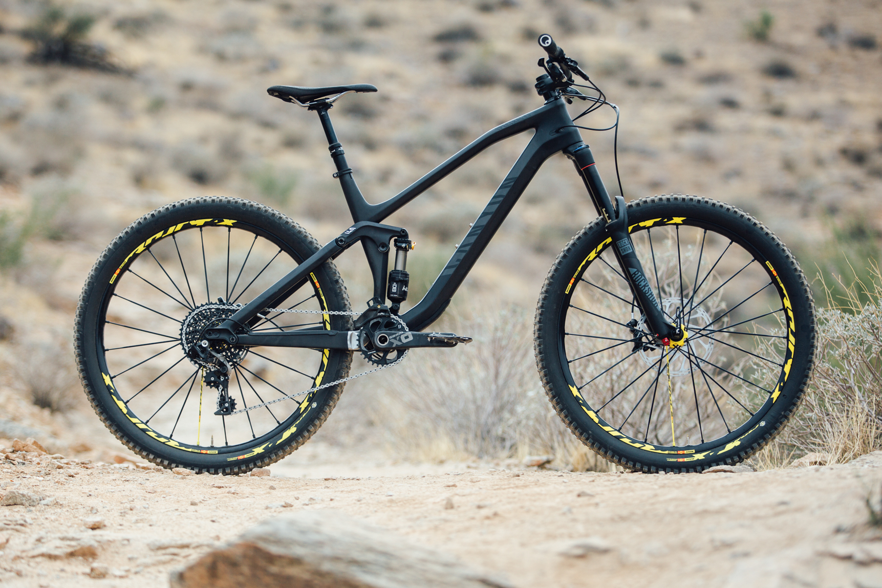 2016 Canyon Spectral CF 9.0 EX - 17 Bikes Tested - 2016 Vital MTB Test ...