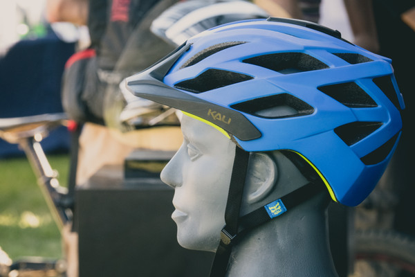 Kali lunati helmet Clearance