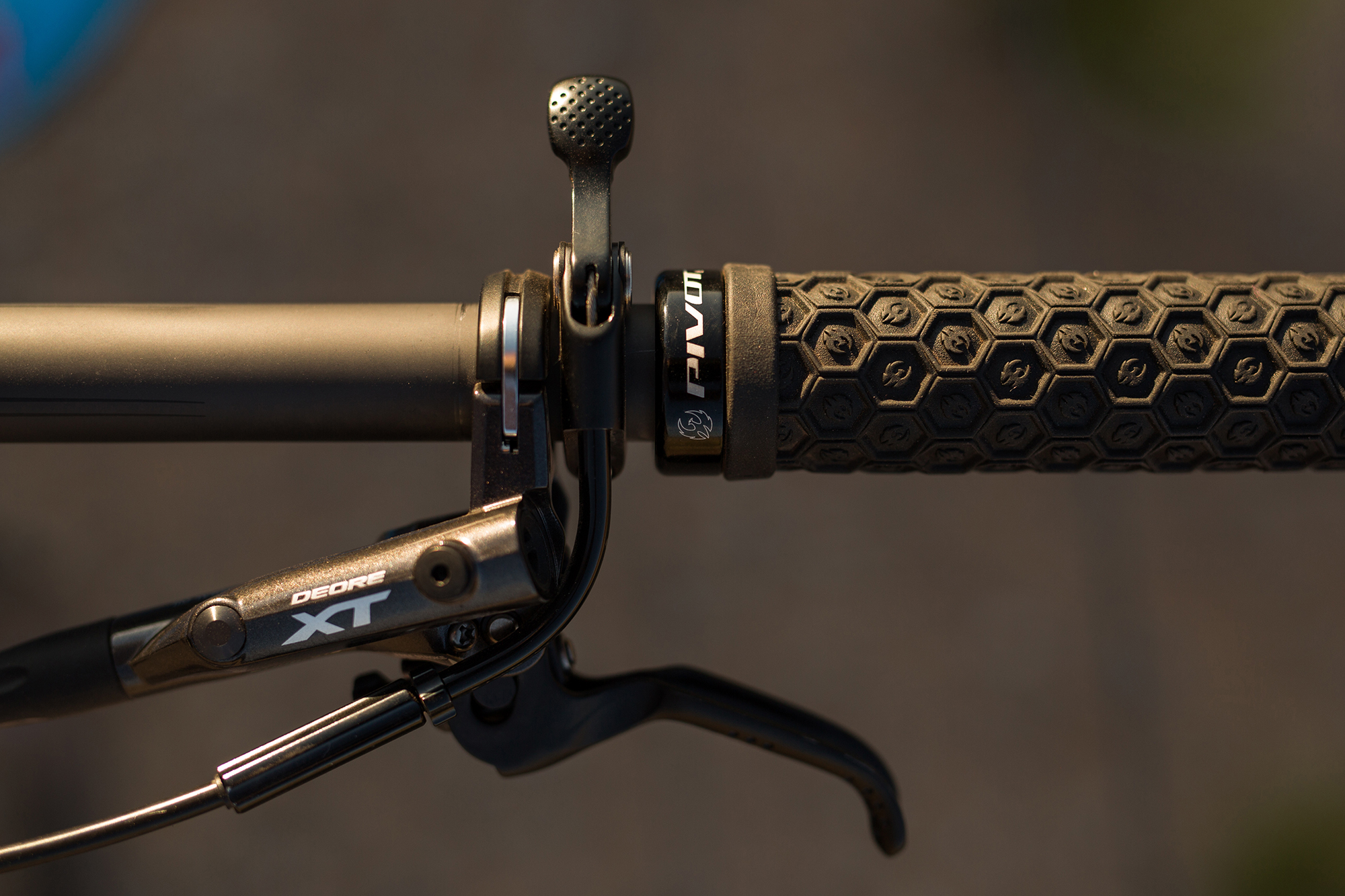 pivot switchblade 2018