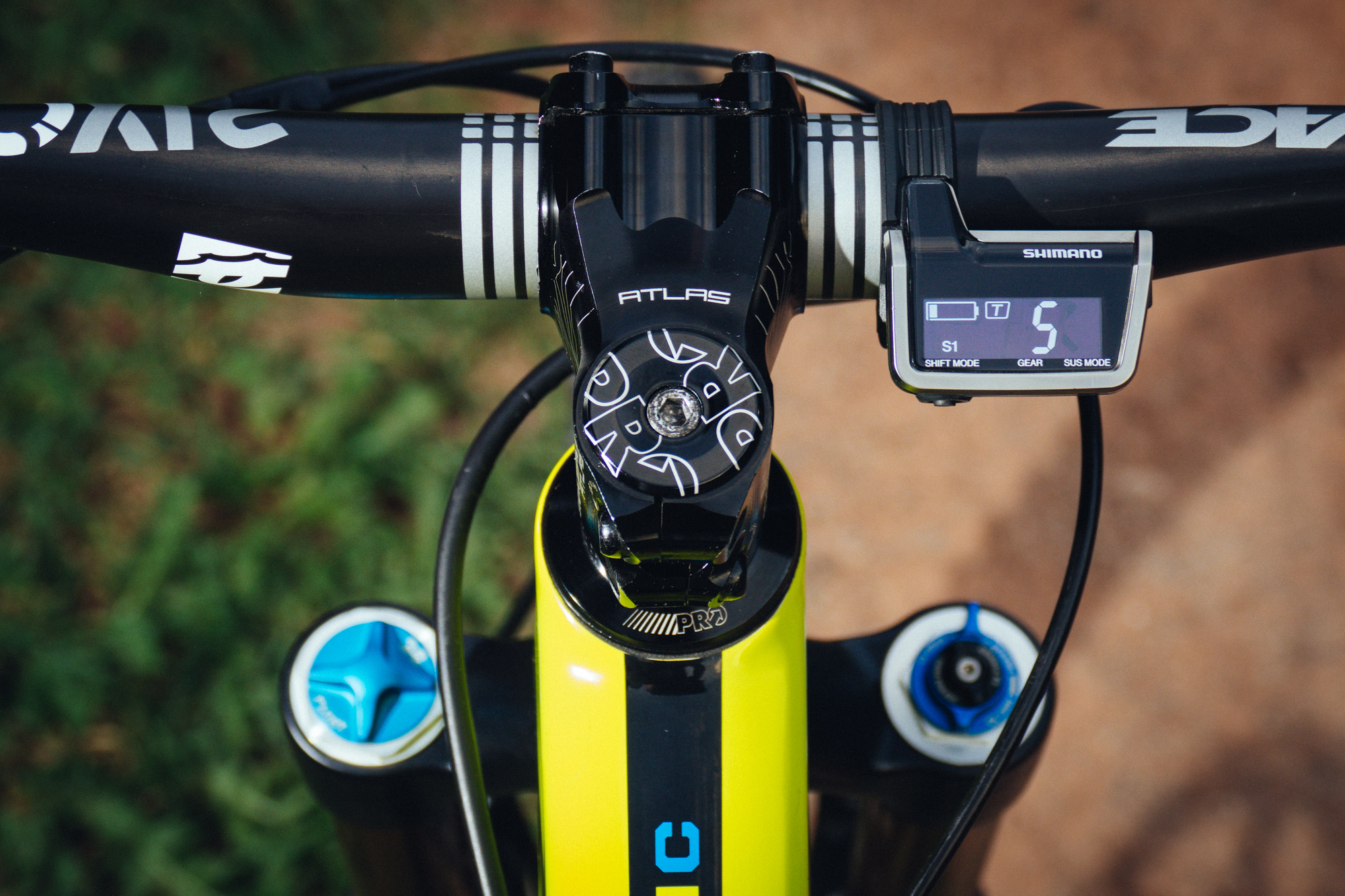 Shimano XTR Di2 Display - Tested: Shimano XTR Di2 Bonus Gallery