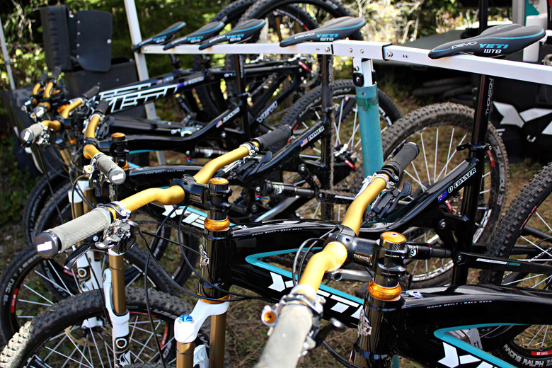 gold mountain bike handlebars