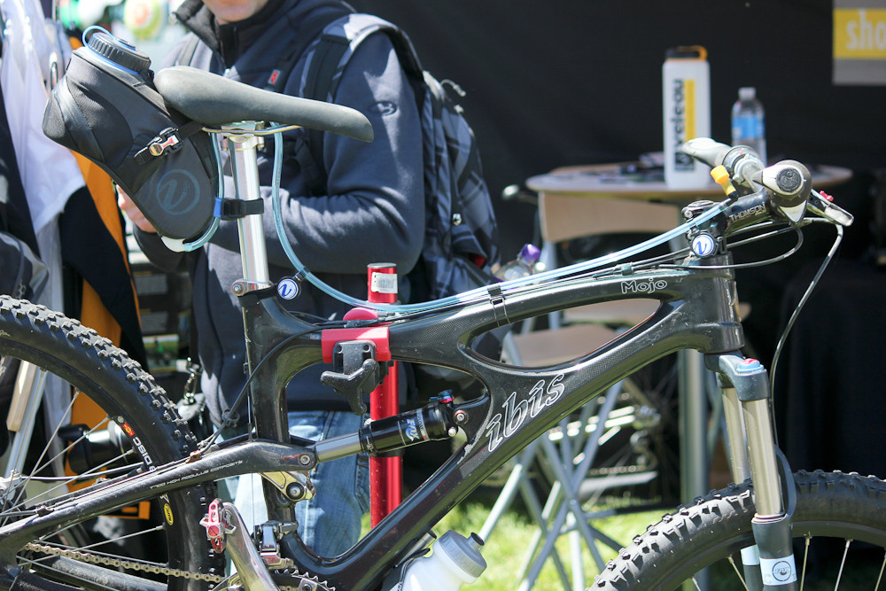 Veleau Bike Mounted Hydration System Sea Otter Classic Pit Bits Day